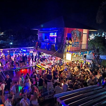 Wet! A Pool Party Hostel By Wild & Wandering Haad Rin Dış mekan fotoğraf