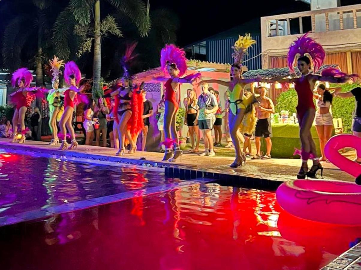 Wet! A Pool Party Hostel By Wild & Wandering Haad Rin Dış mekan fotoğraf